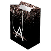 Rose Gold Roush Rosa Glitzer Sparkone Monogramm Mittlere Geschenktüte (Rückseite Schrägansicht)