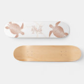 Rose Gold Schildkrötenweißmarmor Monogramm Ihr Nam Skateboard (Horizontal)