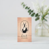 Rose Gold Scissy & Hand Logo Haar Stylist Salon Visitenkarte (Stehend Vorderseite)