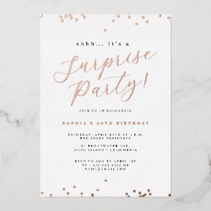 Rose Gold Script Confetti Überraschung Party Folieneinladung