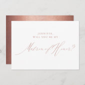 Rose Gold Script Metallic Matron of Honour Einladung (Vorne/Hinten)