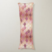 Rose Gold Shimmer Mermaid Scale Muster Seitenschläferkissen (Vorderseite Vertikal)