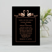 Rose Gold Swans Black Wedding Folieneinladung (Stehend vorne)