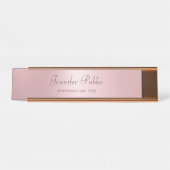 Rose Gold Template Moderne Eleganz Beruflich Schreibtischnamensplakette (Vorderseite )