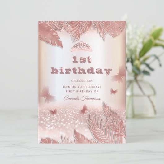 Rose Gold tropische Blätter Glitzer Schmetterling Einladung (Stehend Vorderseite)