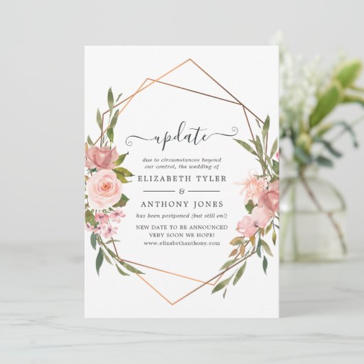 Rose Gold und Blush Pink Hochzeitsupdate Einladung (Stehend Vorderseite)