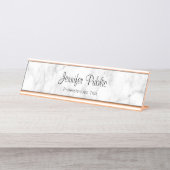 Rose Gold White Marble Elegante Skriptvorlage Schreibtischnamensplakette (Vorderseite )