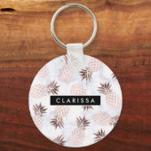 Rose Goldananas aus elegantem, weißem Marmor Schlüsselanhänger (Vorderseite)