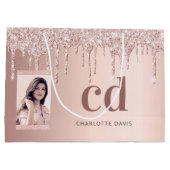 Rose Goldblume Glitzer Tropfen Foto Monogramm Große Geschenktüte (Rückseite)