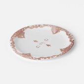 Rose goldfarbenes verziertes Hochzeitsmonogramm Pappteller (Schrägansicht)