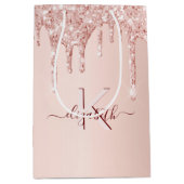 Rose Goldpinke Tropfen Monogramm Mittlere Geschenktüte (Vorderseite)