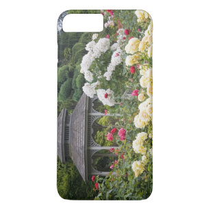 Rose in Blüte und Gazebo Rose Garden am Case-Mate iPhone Hülle
