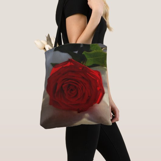 Rose in der Abenddämmerung Tasche (Von Nahem)