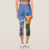 Rose in Floating-Blasen Capri Leggings (Rückseite)