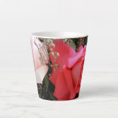 Rose in Pinks Latte Tasse (Vorderseite)