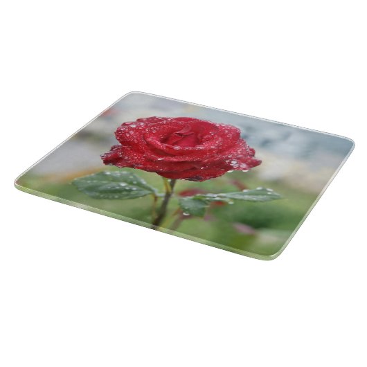 Rose in Regentropfen Schneidebrett (Ecke)