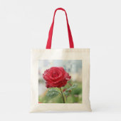 Rose in Regentropfen Tragetasche (Rückseite)