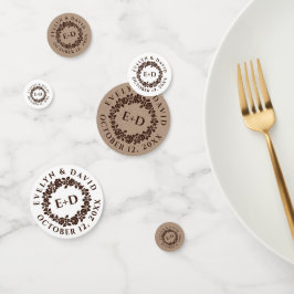 Rose-Kranz auf rustikale Kraftpapierhochzeit Konfetti