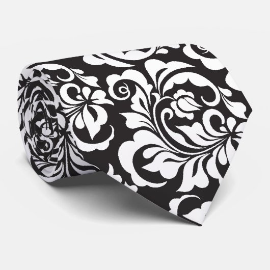 Rose Krawatte (Gerollt)