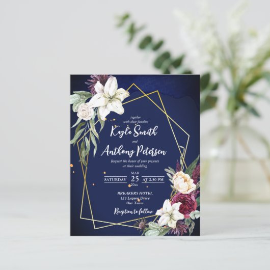 Rose laden zur Hochzeit ein (Stehend Vorderseite)