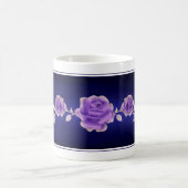 Rose liebt Design Lila Rose auf Metallic Blue Kaffeetasse (Mittel)