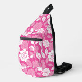 ROSE PATTERN (PINK) CROSSBODY BAG (Rechte Ecke)