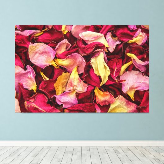 Rose Petals Leinwanddruck (Insitu (Holzboden))