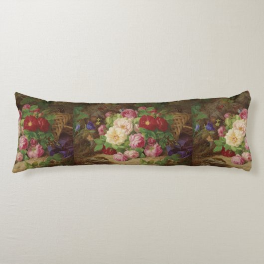 Rose Piece im Waldboden mit Schmetterlingen Seitenschläferkissen (Vorderseite)