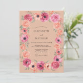 Rose Quartz Blumenbogen-Hochzeit Einladung (Stehend Vorderseite)