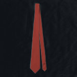 Rose Red English Hütte Neck Tie Krawatte<br><div class="desc">Lebhafte Rose rote Krawatte koordiniert mit der englischen Hütte Hochzeitskollektion. Kann mit Ihrem Hochzeitstag auf der Rückseite der Krawatte personalisiert werden.</div>