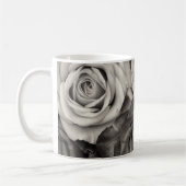 Rose, romantisches Schwarz-Weiß-Foto Kaffeetasse (Links)