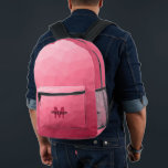 Rose rosa Gefälle geometrisches Maschenmuster Mono Bedruckter Rucksack<br><div class="desc">Rose rosa Gefälle geometrisches Messprofil Monogramm gedruckter Rucksack. Coole Mode Accessoires Tasche für jeden. Rose rosa Dreieck geometrische Masche mit Licht bis dunkel ombre Farbverlauf Design. Erstellen Sie einen einzigartigen und personalisierten Rucksack mit einer benutzerdefinierten Touch! Modernes Monogramm mit Ihrem Initial und Ihrem Namen für diesen persönlichen Flair.</div>