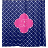 Rose Rosa Mit Monogramm Quatrefolienmuster Duschvorhang (Vorderseite)