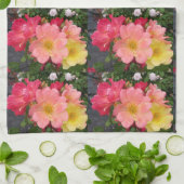 Rose Roses, Rosa Rose Blume Geschirrtuch (Gefaltet)