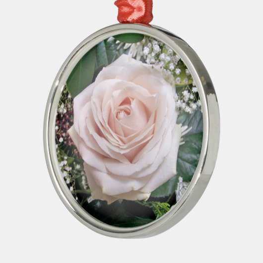 ROSE SILBERNES ORNAMENT (Links)