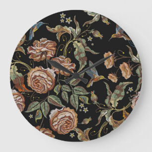 Rose Stickerei, Renaissance Stil. Große Wanduhr