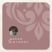 Rose Taupe Klassische Minimal Damask Foto Hochzeit Rechteckiger Pappuntersetzer (Vorderseite)