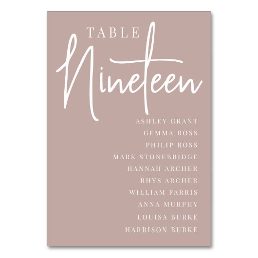 Rose Taupe Scripted Table NINETEEN Guest Names Tischnummer (Vorderseite)
