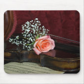 Rose über alte Geige Mousepad (Vorne)
