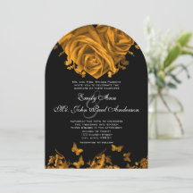 Rose und Butterfliegen mit Gold Heart Einladung