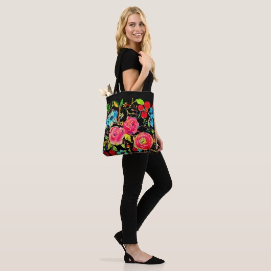 Rose und Cherry Blossom Black Tasche (Am Model)