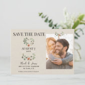Rose und Eukalyptus Herz Rustikal Save the Date Einladung (Stehend Vorderseite)