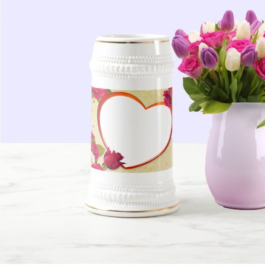Rose und Herzrahmen hinzufügen Foto Bierglas