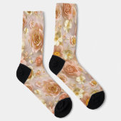 Rose und ivorische Blume über den Dream-Hintergrun Socken (Rechts)
