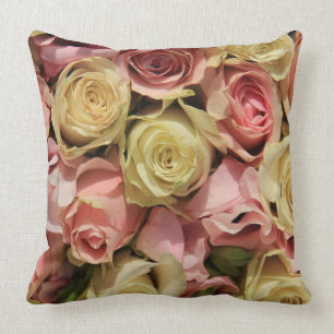 Rose und Latethyrus vom Rose Garden Kissen