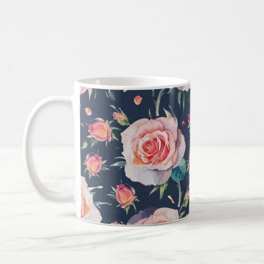 Rose und Rosenknospe: Blütenfrei. Kaffeetasse (Links)