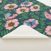 Rose und Schmetterlinge Sherpadecke (3/4)