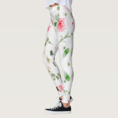 Rose und Zinnie Blumenmuster im weißen Hintergrund Leggings (Links)