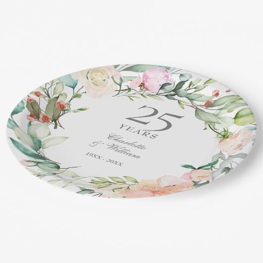 Rose zum 25. Silver Jubiläum Blumengrün Pappteller (Schrägansicht)