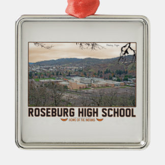 Roseburg Highschool Ornament Aus Metall